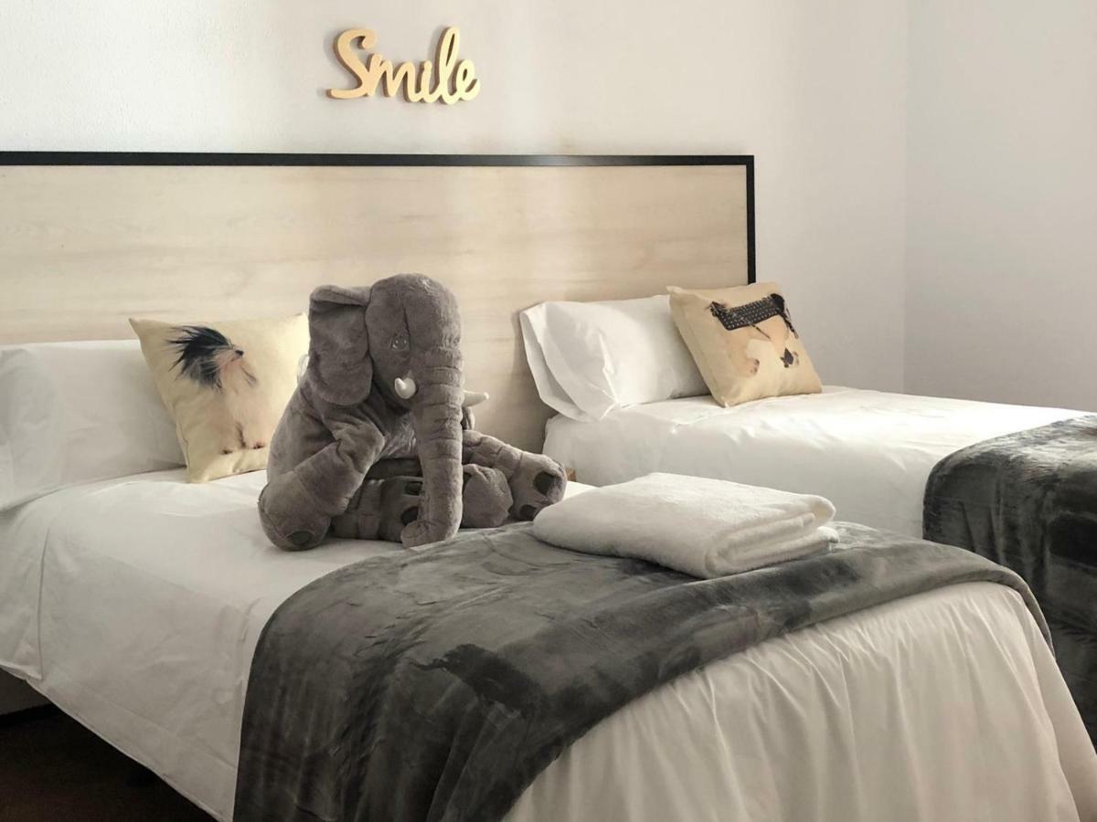 Gatu Premium Villa Aramburu, " Preferente Mayores De 25 Anos Y Familias " El Puerto de Santa Maria Luaran gambar