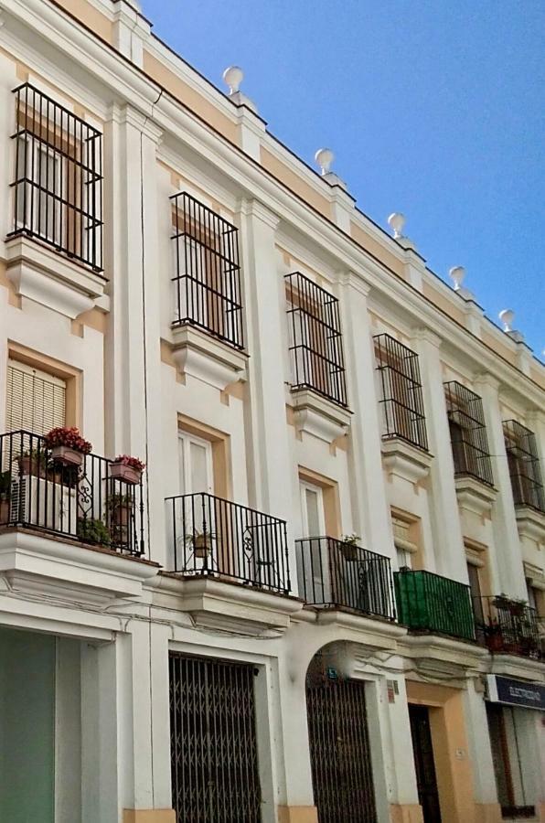 Gatu Premium Villa Aramburu, " Preferente Mayores De 25 Anos Y Familias " El Puerto de Santa Maria Luaran gambar